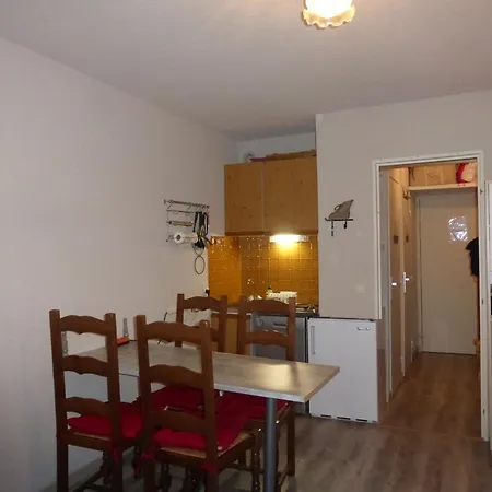 דירה Confortable 4 Couchages Avec Balcon Et Parking Au Sauze - Fr-1-804-34 *